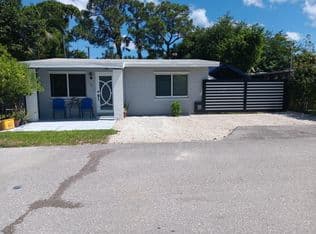 3-bedroom Single-Family Home — 3 KIDD Street, Lake Worth, 33463