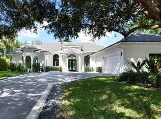 4-bedroom Single-Family Home — 2557 Seminole Circle, West Palm Beach, 33409