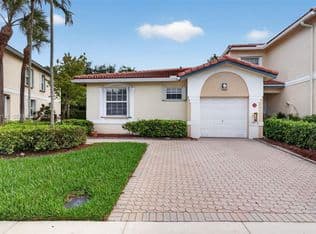 3+1 Müstakil ev — 11641 NW 47th Dr, Coral Springs, 33076