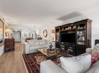 2-bedroom Condo — 3499 Oaks Way #407, Pompano Beach, 33069