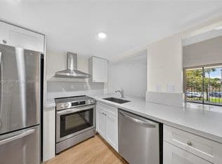 2-bedroom Condo — 8045 SW 107th Ave APT 203, Miami, 33173