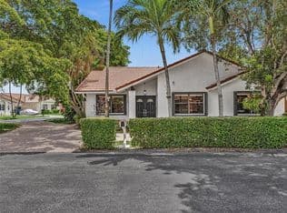 3+1 Müstakil ev — 7457 SW 112th Pl, Miami, 33173