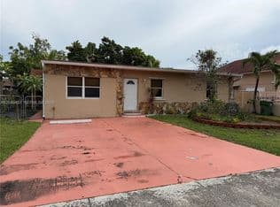 4-bedroom Single-Family Home — 1061 E 20th St, Hialeah, 33013