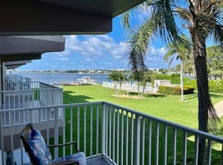 1+1 Condo — 311 E Ocean Avenue #205, Lantana, 33462