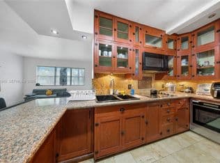 2+1 Condo — 1289 Marseille Dr #45, Miami Beach, 33141