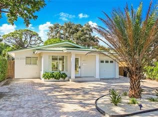 2-bedroom Single-Family Home — 617 SW 5th Ave, Fort Lauderdale, 33315