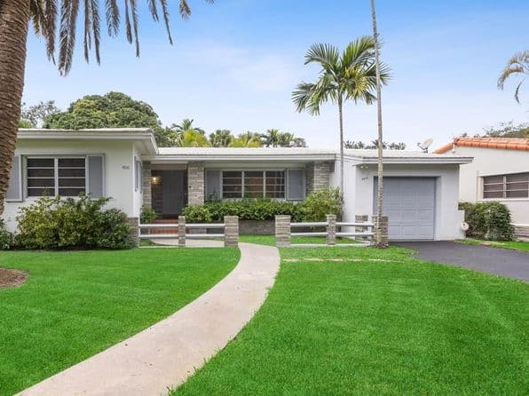 2-bedroom Apartment — 4810 Riviera Dr #Sfh, Miami, FL 33146
