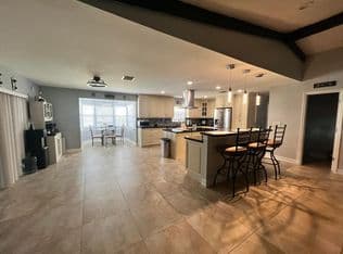 5-bedroom Single-Family Home — 11415 46TH Place N, West Palm Beach, 33411