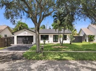 3+1 Müstakil ev — 5112 SW 87th Ave, Cooper City, 33328