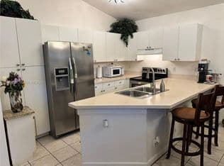 3-bedroom Single-Family Home — 2330 SW 80th Ter, Miramar, 33025