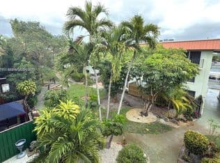 2+1 Condo — 805 W Oakland Park Blvd APT D19, Wilton Manors, 33311
