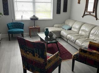 1+1 Condo — 119 NE 19th Court #209g, Fort Lauderdale, 33305