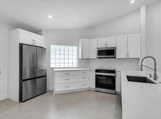 3-bedroom Single-Family Home — 6171 Floral Lakes Drive, Delray Beach, 33484