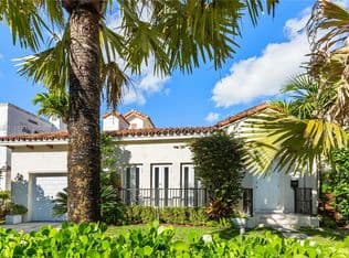 3-bedroom Single-Family Home — 737 Alhambra Cir, Coral Gables, 33134