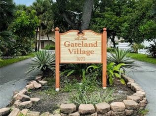 2+1 Condo — 3777 78th Ave #8E, Hollywood, 33024