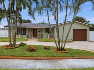 4-bedroom Single-Family Home — 6620 SW 6th St, Pembroke Pines, 33023