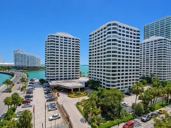 4-bedroom Condo — 825 Brickell Bay Dr APT 1151, Miami, FL 33131