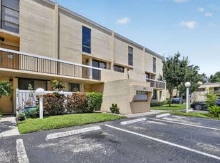 2-bedroom Condo — 2931 SW 87th Terrace #1922, Fort Lauderdale, 33328