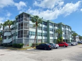 1+1 Condo — 2741 Taft St APT 212, Hollywood, 33020