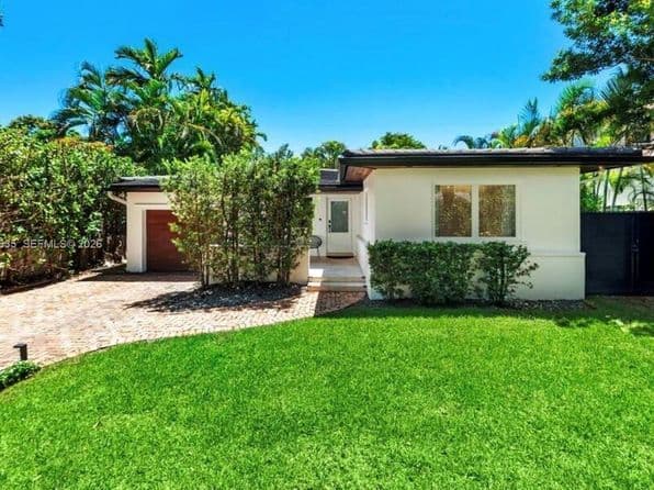 3-bedroom Single-Family Home — 5711 Michelangelo St, Coral Gables, FL 33146