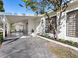 3-bedroom Single-Family Home — 9241 Marine Dr, Cutler Bay, 33189