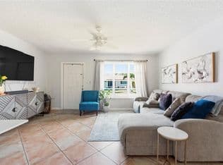 2+1 Müstakil ev — 4916 NW 55th Ct, Tamarac, 33319