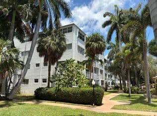 1+1 Condo — 1333 E Hallandale Beach Blvd APT 134, Hallandale, 33009