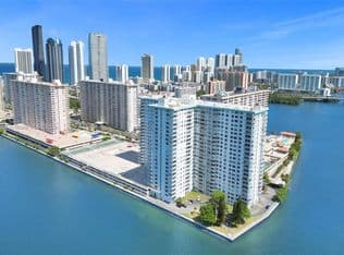 2+1 Condo — 301 174th St APT 1701, Sunny Isles Beach, 33160