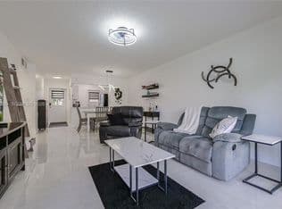 2-bedroom Condo — 4701 NW 34th St APT 502, Fort Lauderdale, 33319
