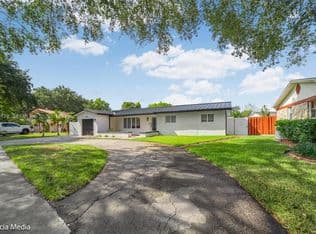 3+1 Müstakil ev — 10316 SW 50th St, Cooper City, 33328