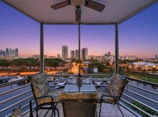 1-bedroom Condo — 200 Diplomat Pkwy APT 732, Hallandale, 33009