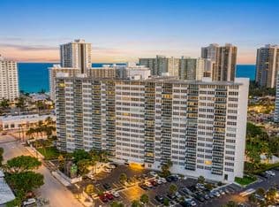 1-bedroom Condo — 3300 NE 36th Street #1711, Fort Lauderdale, 33308