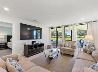 2+1 Müstakil ev — 261 Old Meadow Way Way, Palm Beach Gardens, 33418