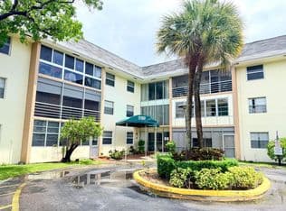 2-bedroom Condo — 5180 E Sabal Palm Boulevard #228, Tamarac, 33319