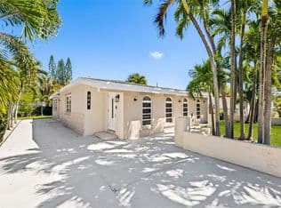 3+1 Müstakil ev — 864 NW 16th Ter, Fort Lauderdale, 33311