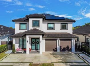 5+1 Müstakil ev — 14671 SW 20th St, Miami, 33175