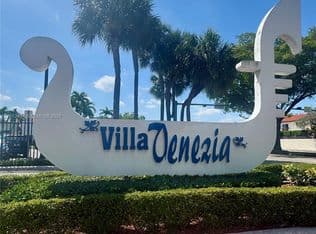 3-bedroom Condo — 1481 SW 124th Ct #7-C, Miami, 33184