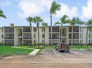2-bedroom Condo — 1112 GREEN PINE Boulevard #G3, West Palm Beach, 33409