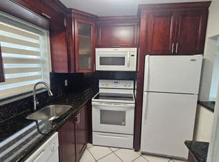 2+1 Condo — 9911 Sandalfoot Boulevard #116, Boca Raton, 33428