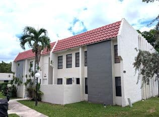 3+1 Condo — 3199 Coral Hills Drive #2, Coral Springs, 33065