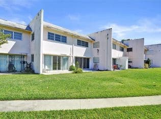 2+1 Condo — 7344 SW 82nd St APT C114, Miami, 33143