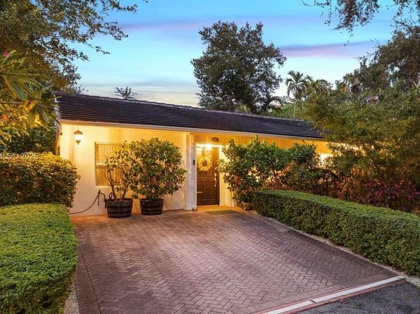3-bedroom Single-Family Home — 815 Monterey St, Coral Gables, FL 33134