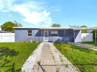 3+1 Müstakil ev — 1854 Lauderdale Manor Dr, Fort Lauderdale, 33311