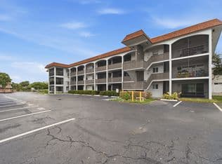 2-bedroom Condo — 651 PINE Drive #309, Pompano Beach, 33060