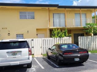 2-bedroom Townhouse — 8310 SW 154th Ave APT 25, Miami, 33193