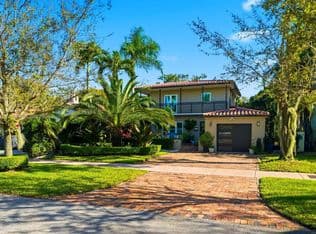 3+1 Müstakil ev — 430 Candia Ave, Coral Gables, 33134