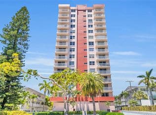 2+1 Condo — 3161 S Ocean Dr APT 1107, Hallandale, 33009