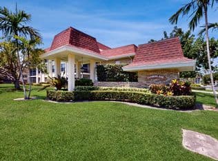 2-bedroom Condo — 5540 Tamberlane Circle #121, Palm Beach Gardens, 33418