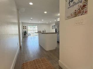 2+1 Condo — 6780 W 2nd Ct APT 212, Hialeah, 33012