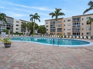 1+1 Condo — 2821 Somerset Dr APT 317, Fort Lauderdale, 33311